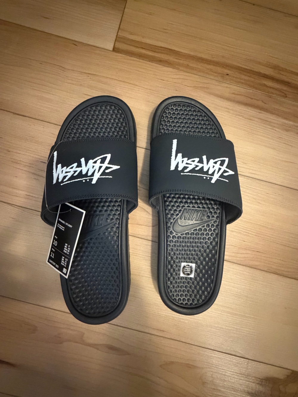 STUSSY NIKE SLIDES